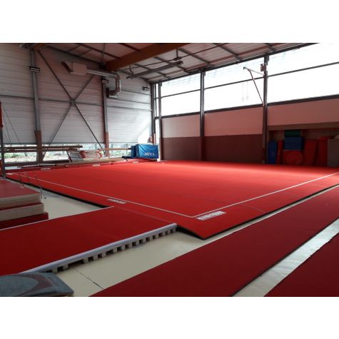 EXERCISE FLOOR ROLL-UP TRACKS - 14 x 14 m (*)