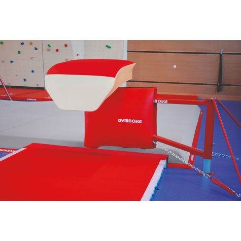 FOLDING EVOLUTION PIT-EDGE VAULTING TABLE