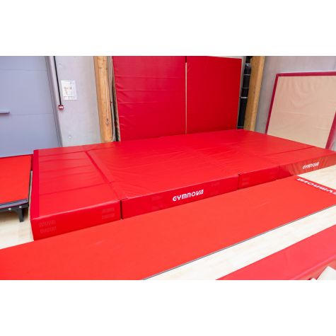 LANDING AREA ONLY FOR INFLATABLE TUMBLING TRACK - Dim.: 600 x 300 x 30 cm (LxWxTh)
